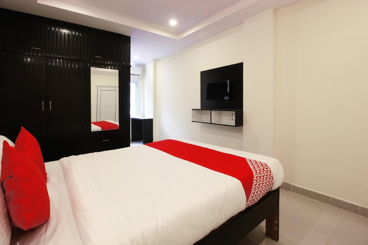 Oyo Sri Vinayaka Grand Otel Shamshabad Dış mekan fotoğraf